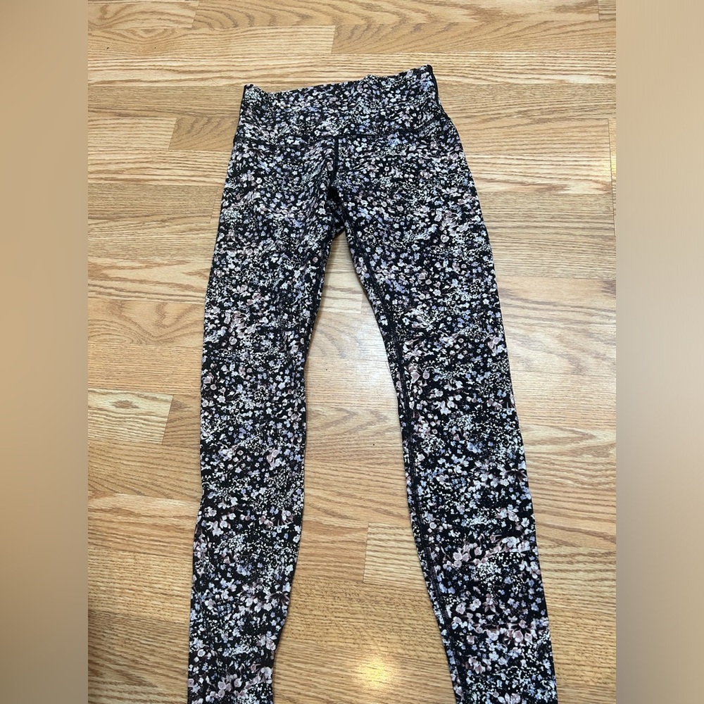 Brand new floral lululemon leggings